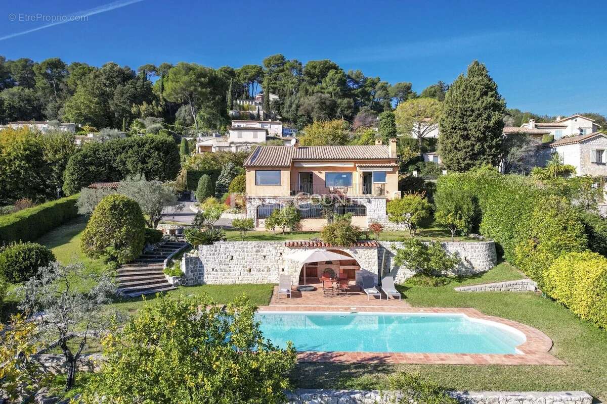 Maison à LA COLLE-SUR-LOUP