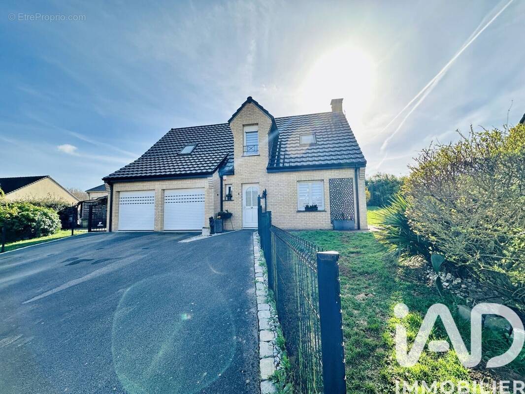 Photo 1 - Maison à LAPUGNOY