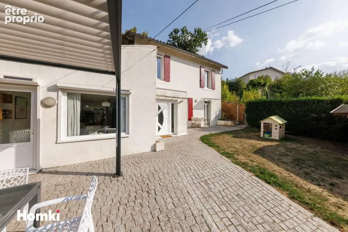 À vendre – Jolie maison familiale de 124 m2 sur les hauteurs de Royat - photo 21