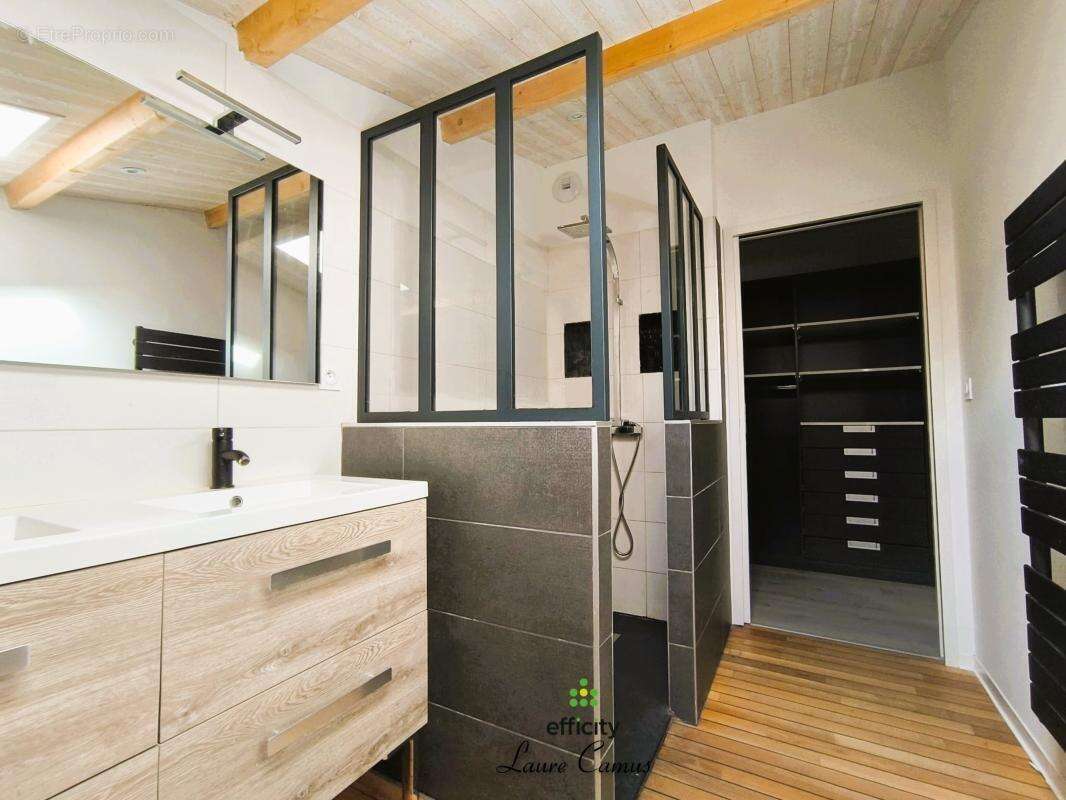 Maison 213 m² à Talmont-Saint-Hilaire  - photo 10