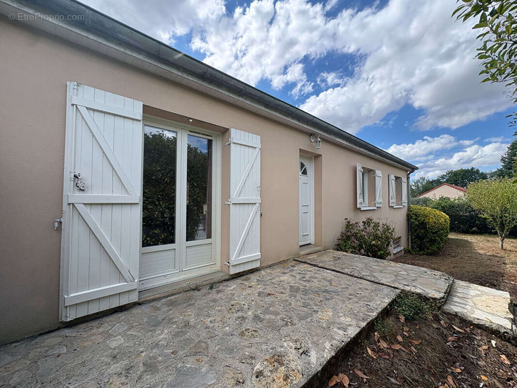 Maison Avermes 4 pièce(s) 90 m2 - photo 2