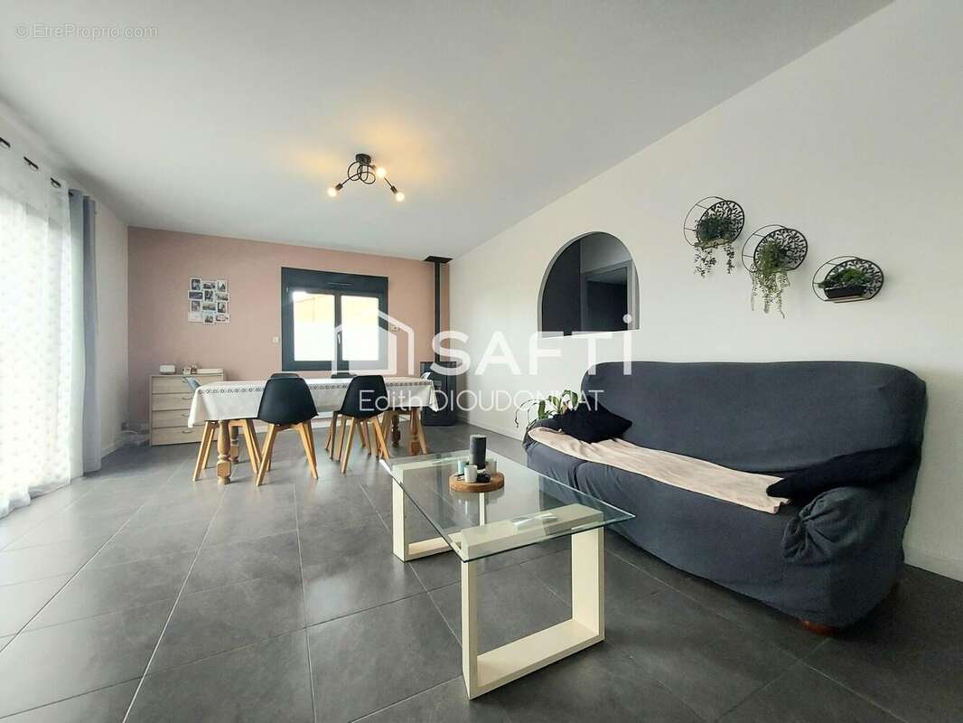 Maison 118 m² à La Jonchere  - photo 3