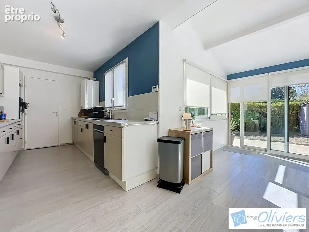 Maison 6 pièces 121 m² à vendre à Voisins-Le-Bretonneux (78960) - photo 8