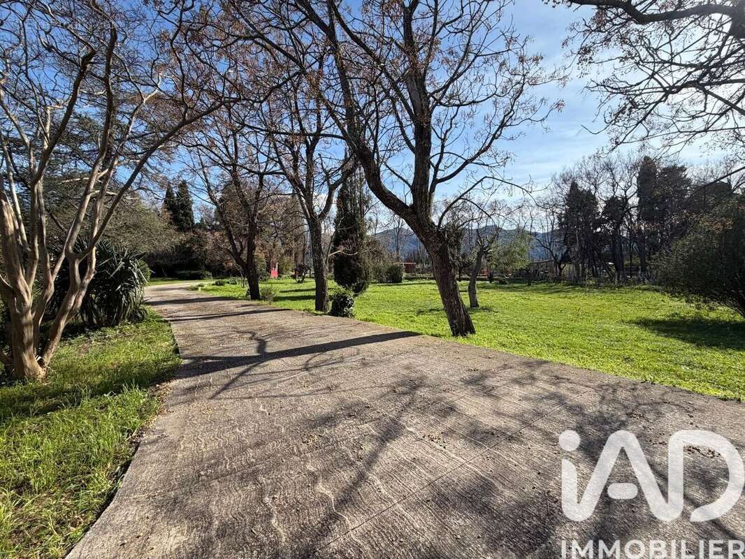 Photo 4 - Maison à SAINT-GENIS-DES-FONTAINES