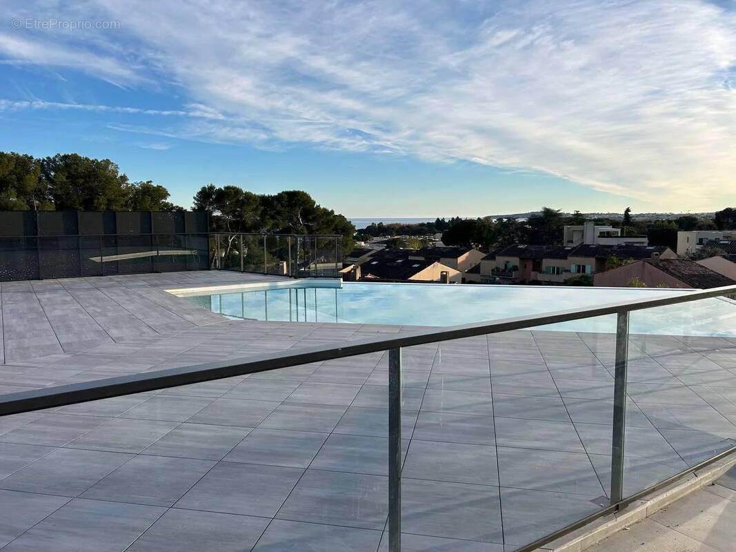 Appartement à VILLENEUVE-LOUBET