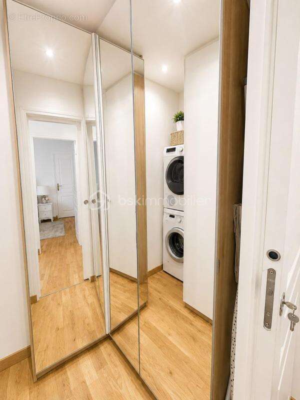 Appartement à PARIS-11E