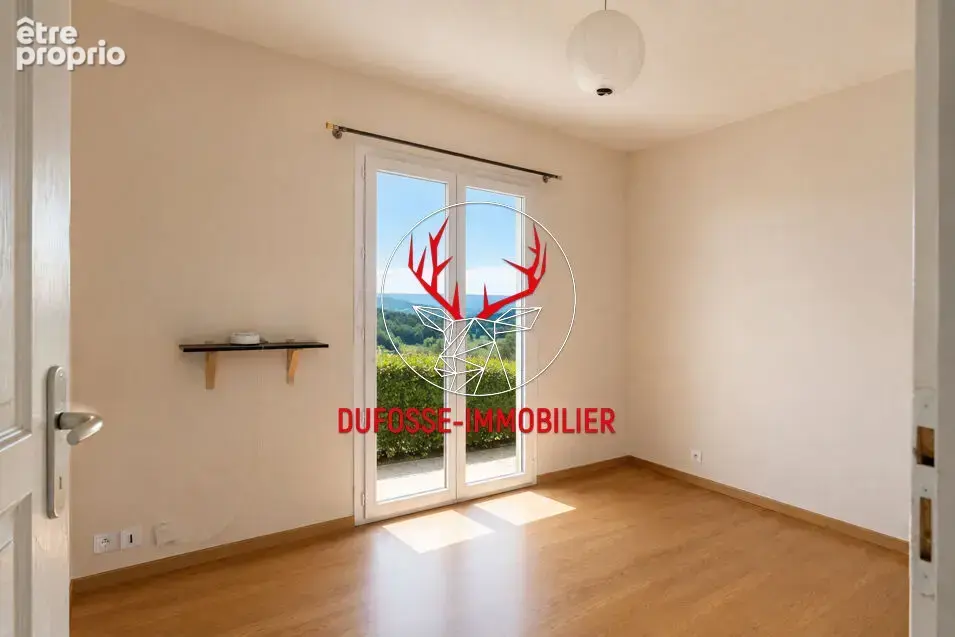 Maison spacieuse 6 pièces à vendre à Jonage - Réf. BEL6232 - photo 17