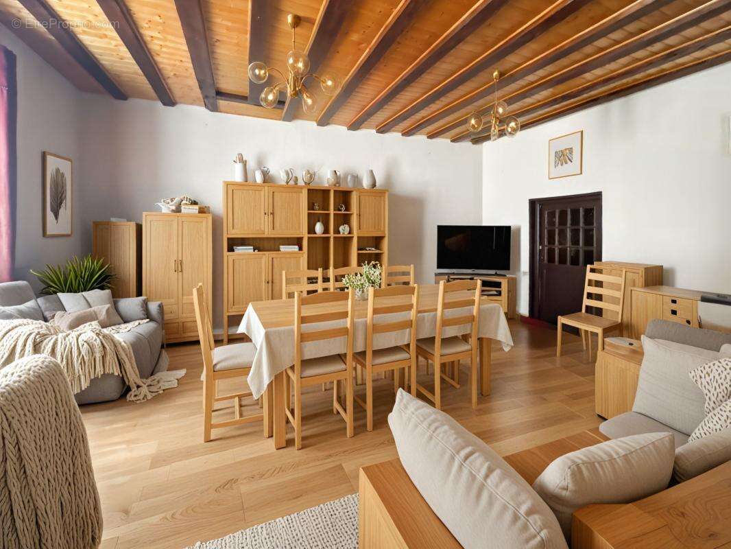 Maison à SAINT-LAURENT-DES-BOIS