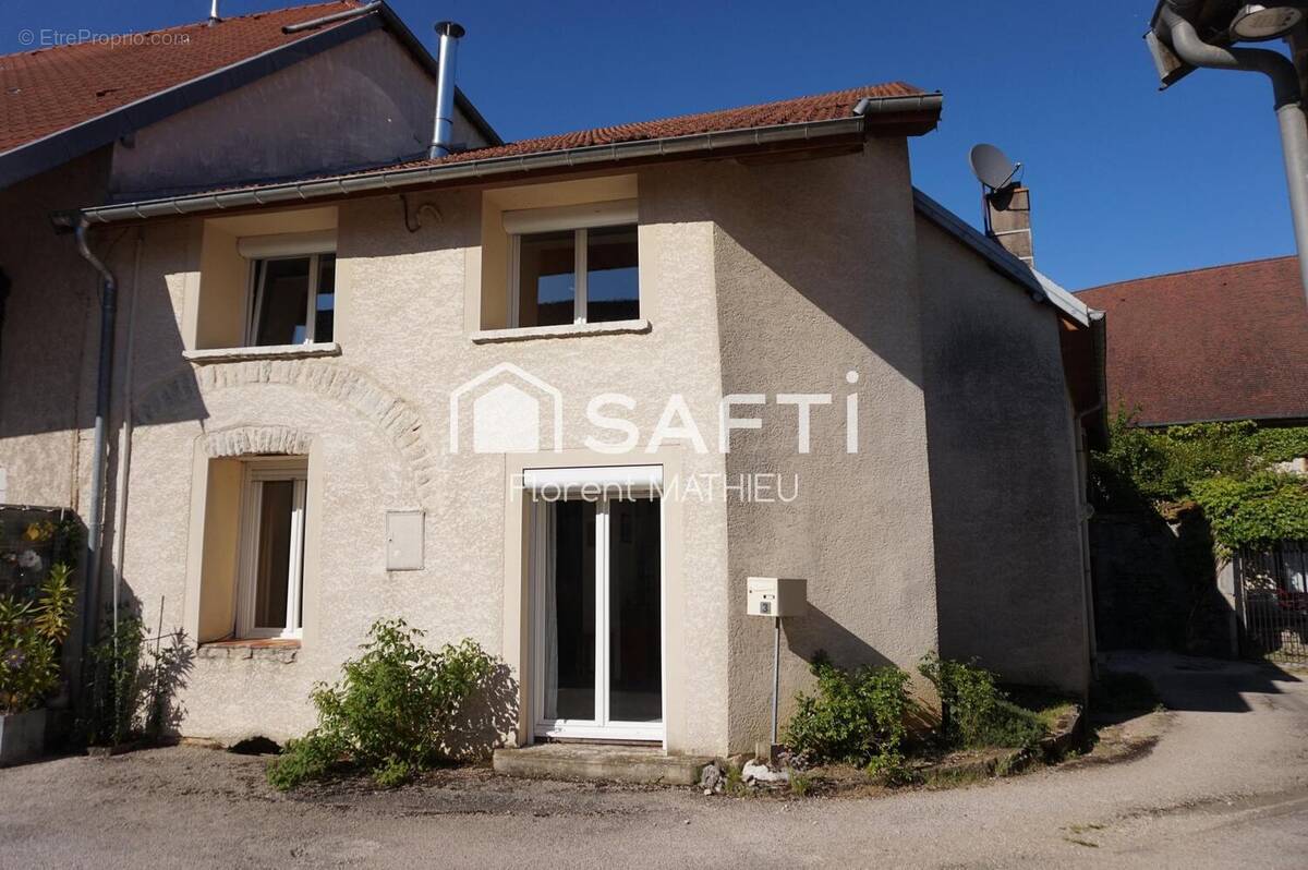 Photo 1 - Maison à THORAISE