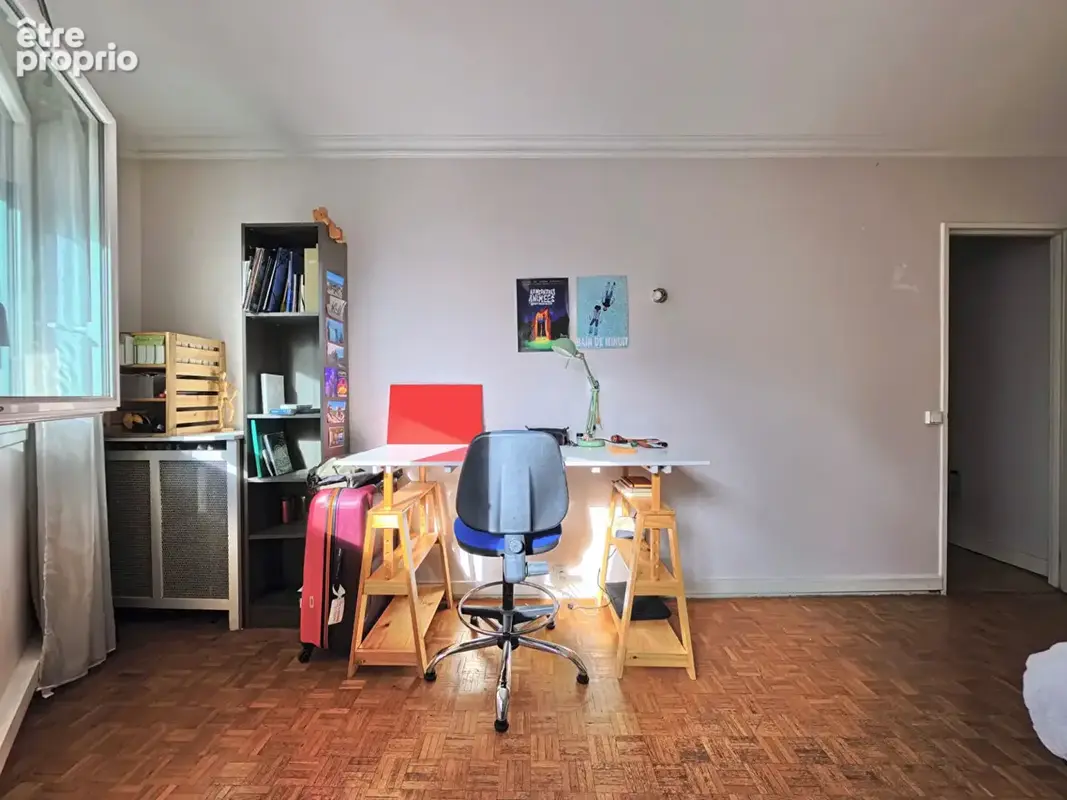 Bas montreuil - 75 m² - 3 pièces - 2 grandes chambres - fort potentiel - photo 12