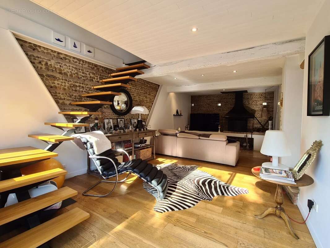 Maison à PECHBONNIEU