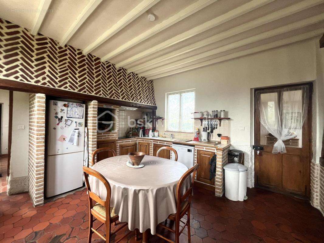 Maison à SAINT-PIERRE-DES-FLEURS