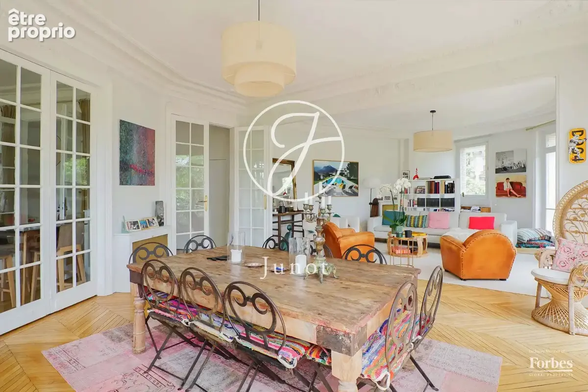 Paris 7e - SAINT DOMINIQUE / CHAMP DE MARS - Appartement - 7 pièces - 201,63m² - 202,80m² au sol - 4/5 chambres - Vues dégagées  - photo 6