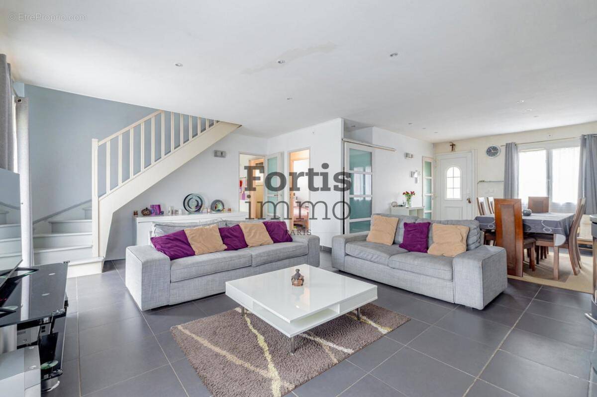 Maison à BOISSY-SAINT-LEGER