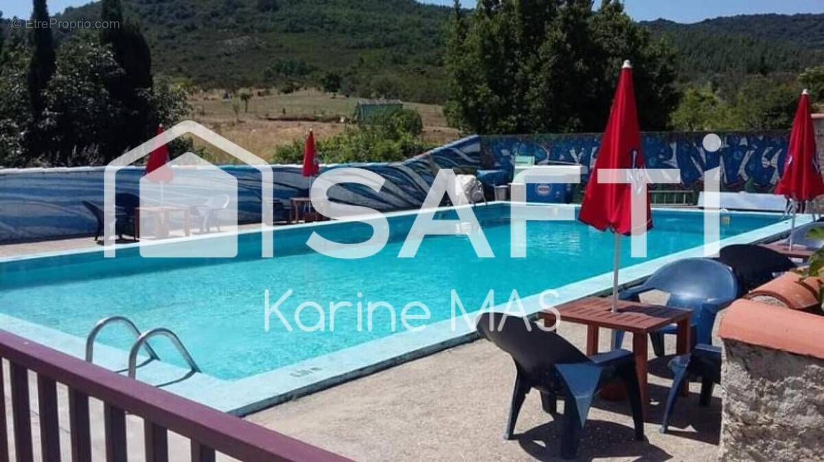 Photo 1 - Commerce à DAVEJEAN