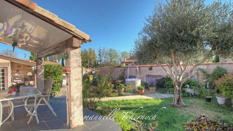 Maison à CHATEAUNEUF-LES-MARTIGUES