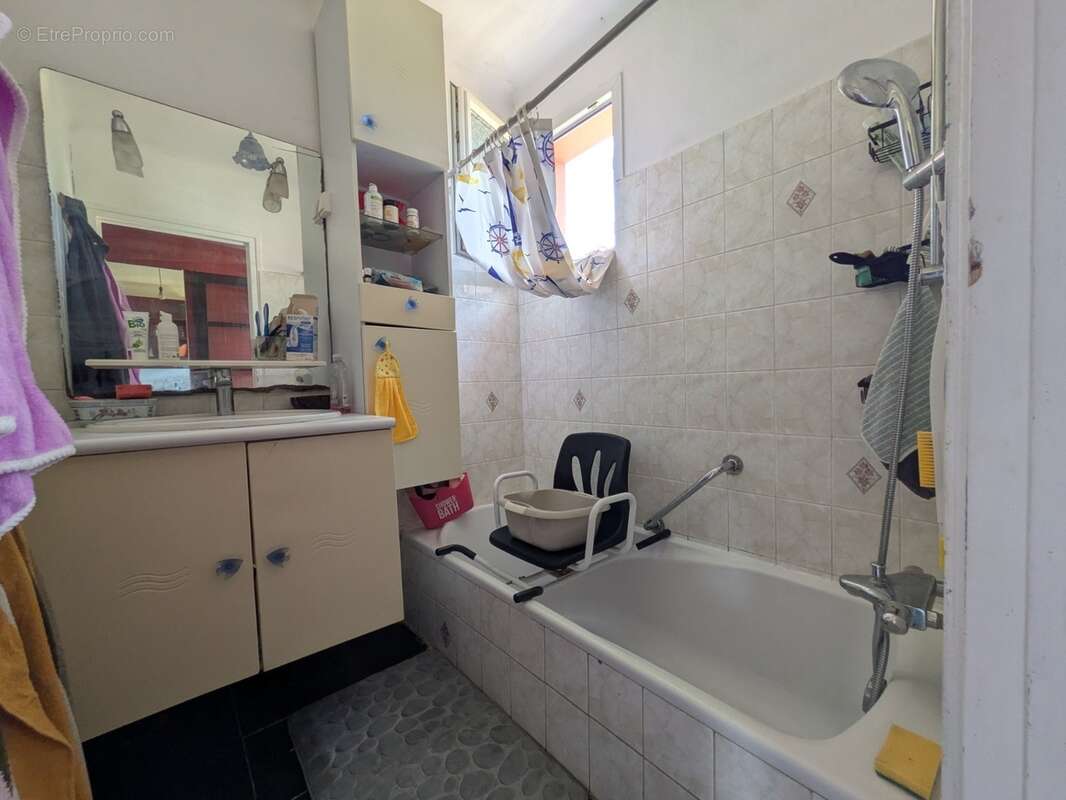Ploerdut maison en rez de chaussée surélevé de 6 pièces de 130m² environ parcelle clôturée de 1327m² - photo 8