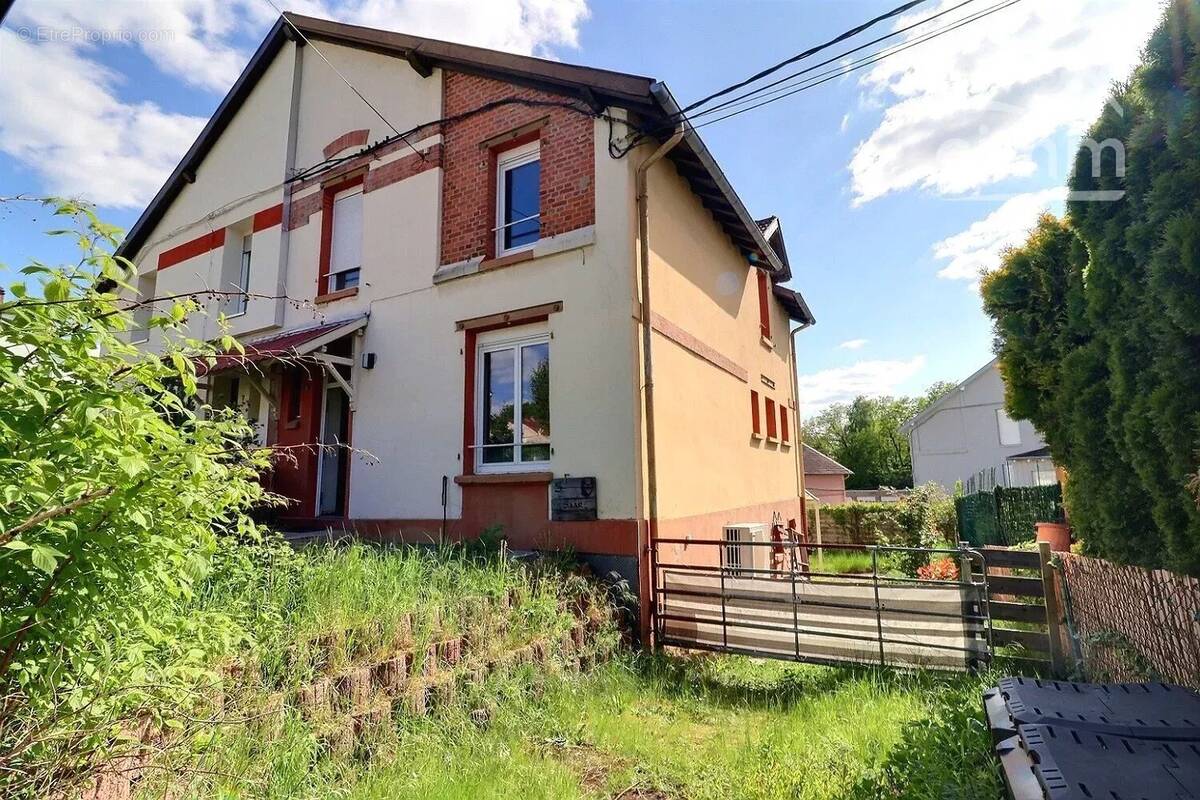 Maison à PETITE-ROSSELLE