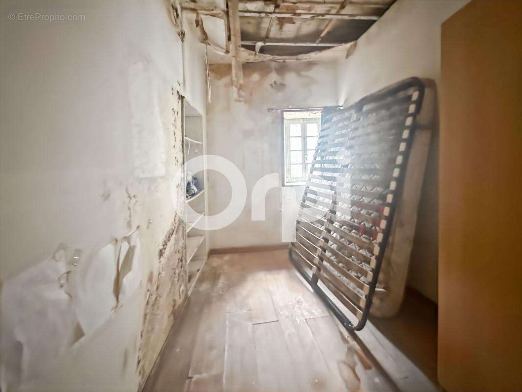 Maison à GROSPIERRES