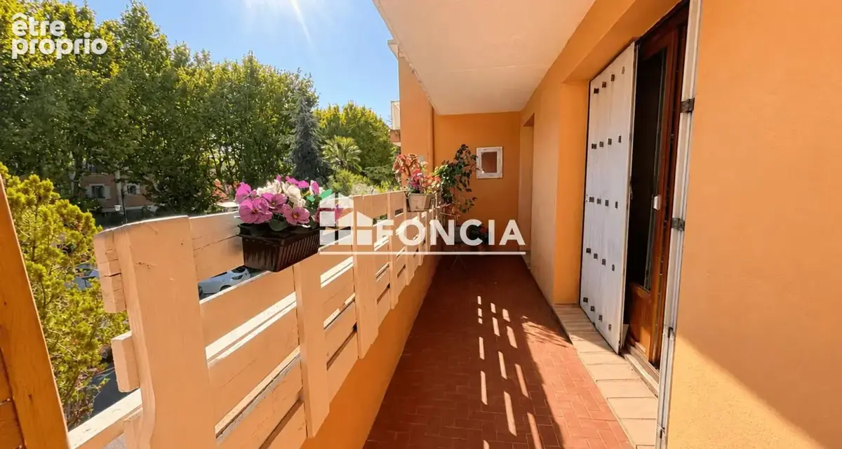 Appartement à FREJUS