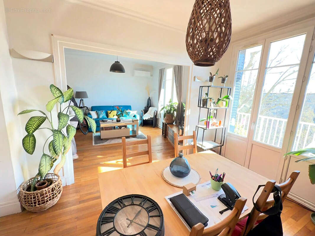 Appartement à OULLINS