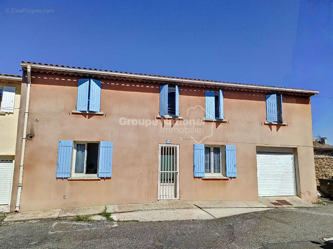 Courthezon - exclusivite intra muros au calme . maison 3 chambres - garage - photo 2