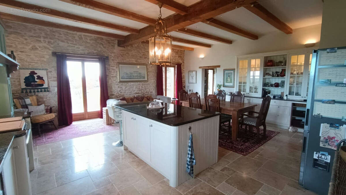 Maison à SAINT-CLAUD