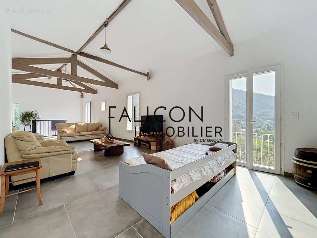 Maison-Loft de caractère – 6 pièces - photo 3