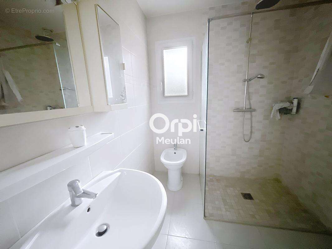 Maison à LES MUREAUX