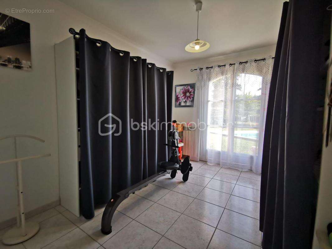 Maison à ROQUEMAURE