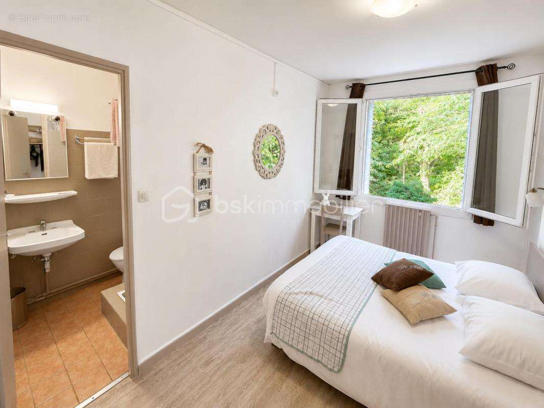 Limoux – Ancien hôtel avec gîtes et chambres d'hôtes, idéal pour un hôtel d'étape - photo 13