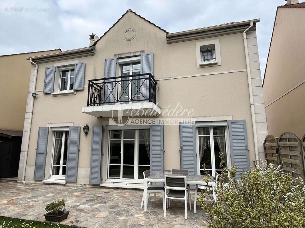 Maison à LE PLESSIS-BOUCHARD