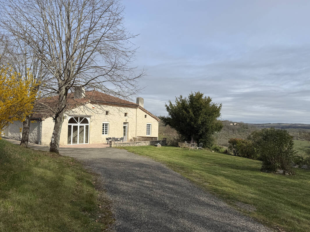 Maison à SAINT-PIERRE-DE-CLAIRAC