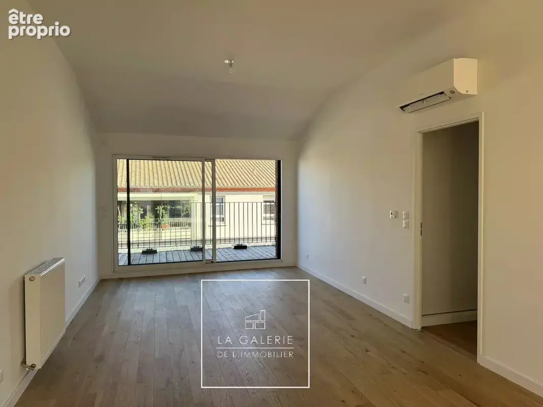 A vendre - saint-michel – dernier étage – t5 109 m² – 4 chambres – 52 m² de terrasses – 2 parkings - photo 4