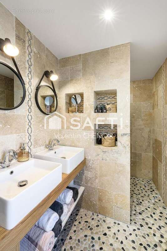 Maison 155 m² à Bouguenais  - photo 7