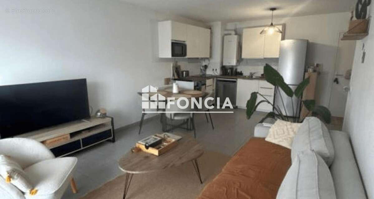 Appartement à SALON-DE-PROVENCE