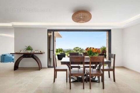 Maison à LA COLLE-SUR-LOUP