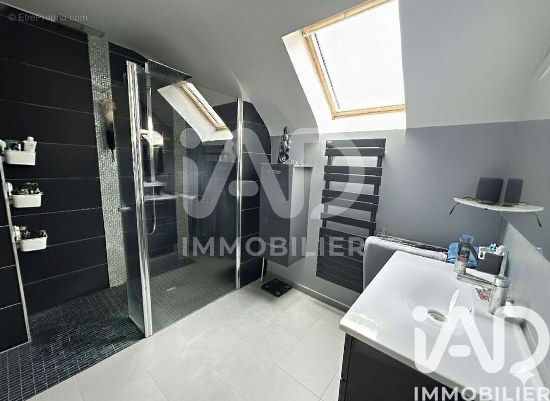 Maison 210 m² à Louviers  - photo 8