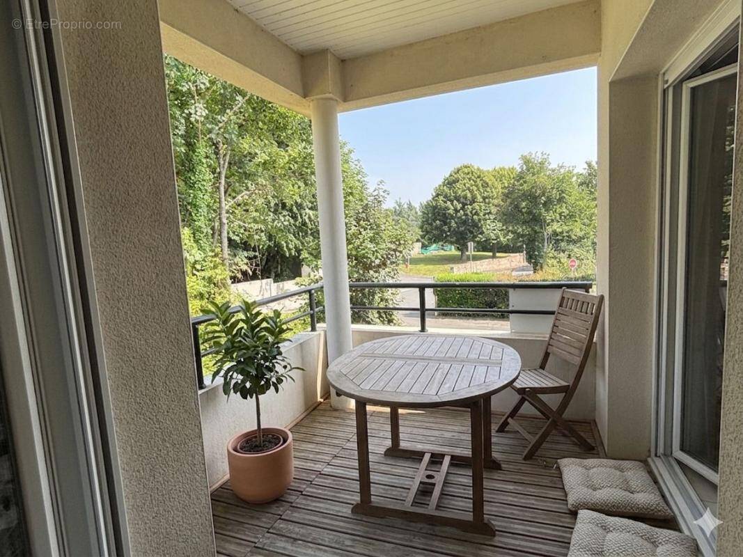 Appartement à TONNAY-CHARENTE