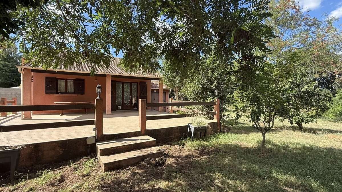 Maison à SANTA-LUCIA-DI-MORIANI