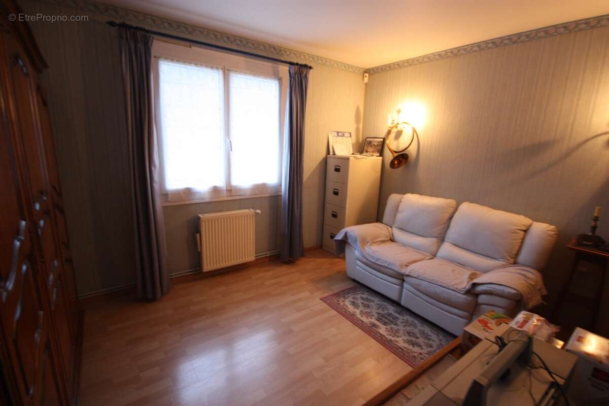 Maison à vendre 5 pièces de 135 m² sur terrain de 723 m² SAINT RAMBERT EN BUGEY (01) - photo 23