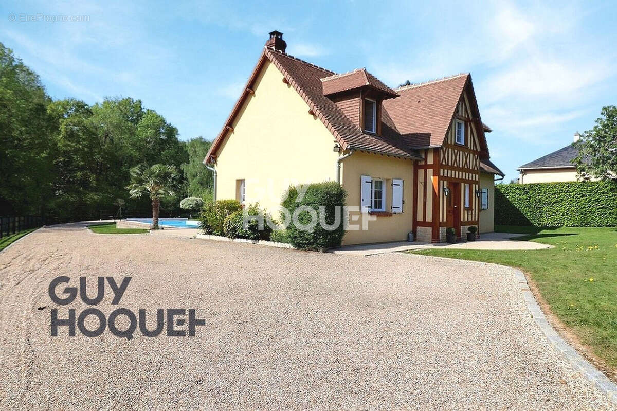 Maison à BERNAY