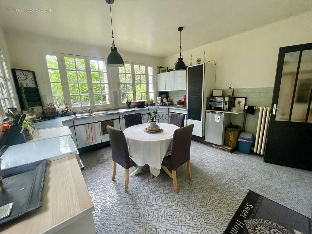 Maison à MAULE