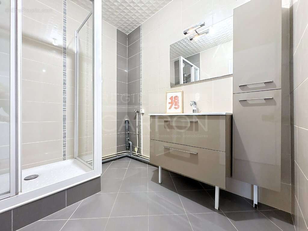 Appartement à RILLIEUX-LA-PAPE