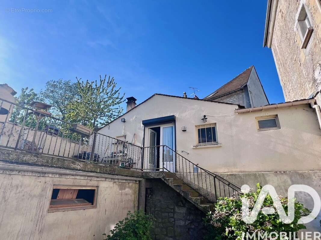 Photo 2 - Maison à CHARS