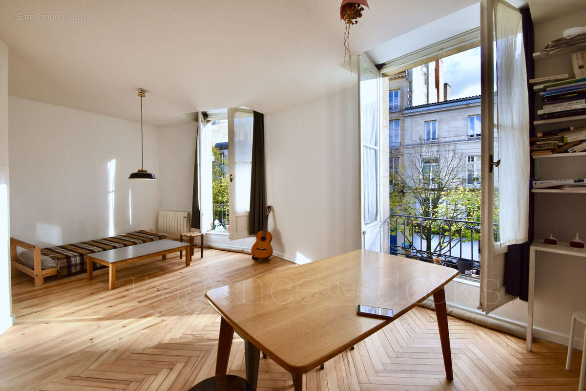 Appartement à BORDEAUX