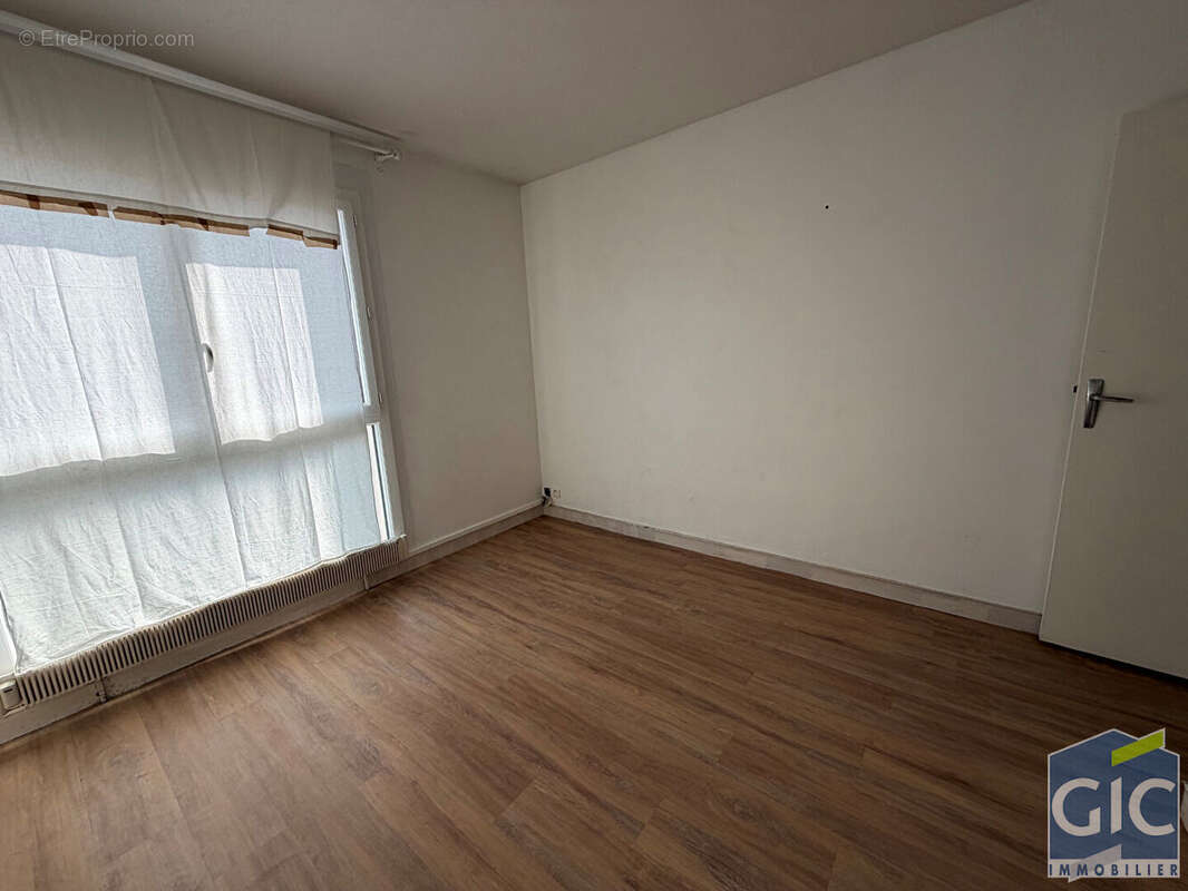 A vendre en exclusivite gic-bi un 3pp rénové a herouville grand parc - photo 6