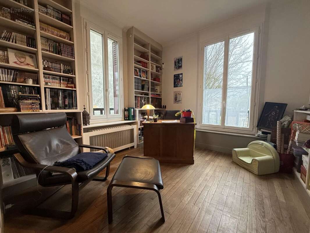 Maison à CHELLES