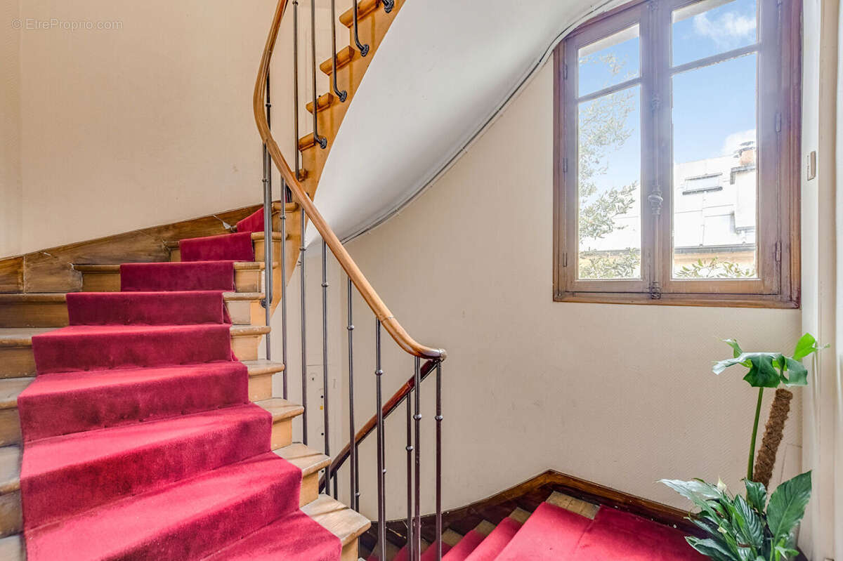 Appartement à PARIS-19E