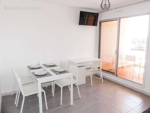 Sete plages - studio cabine entierement renove avec parking - photo 4